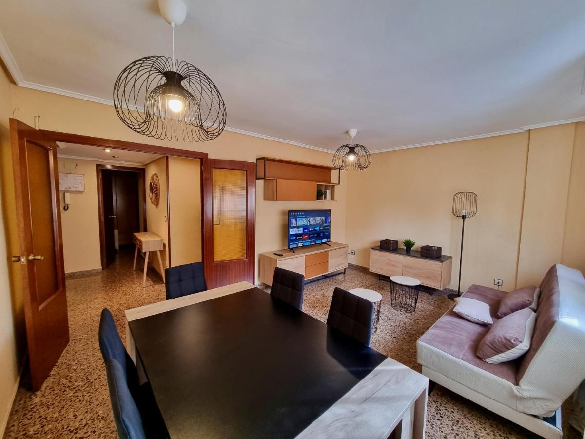 Apartamento Montse Zaragoza Bagian luar foto
