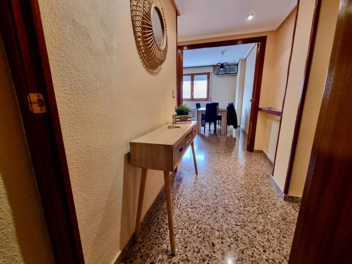 Apartamento Montse Zaragoza Bagian luar foto