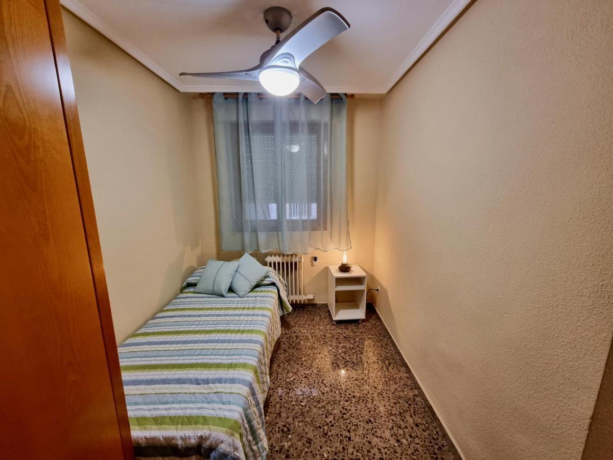 Apartamento Montse Zaragoza Bagian luar foto